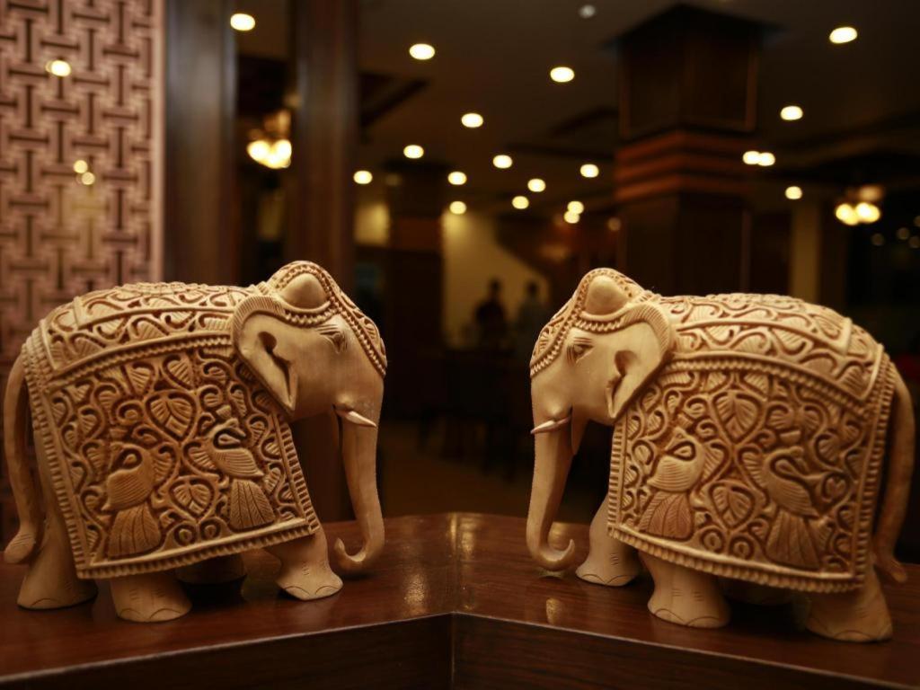 Mahadev Hotel Kathmandu Buitenkant foto